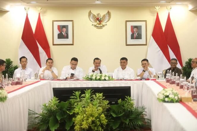 
					Mensesneg Gelar Sarasehan dengan Wartawan Istana, Tegaskan Pentingnya Komunikasi Publik yang Transparan