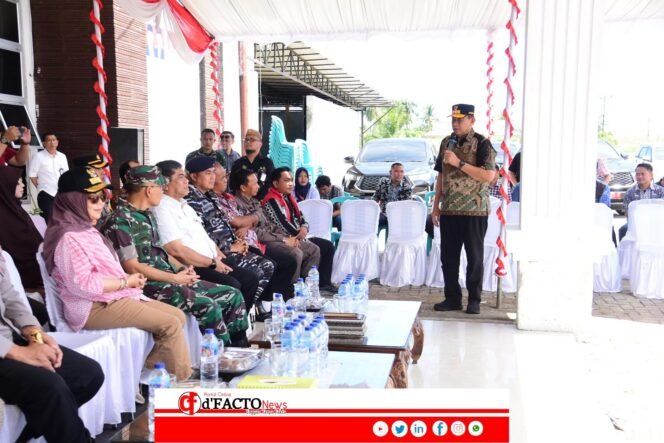 
					Distribusi Logistik PSU Gorontalo Utara Resmi Dilepas Gubernur Gusnar Ismail