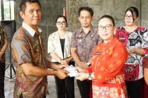 Wabup Vasung Dukung Layanan Jemput Bola Dokumen Kependudukan di Tombariri