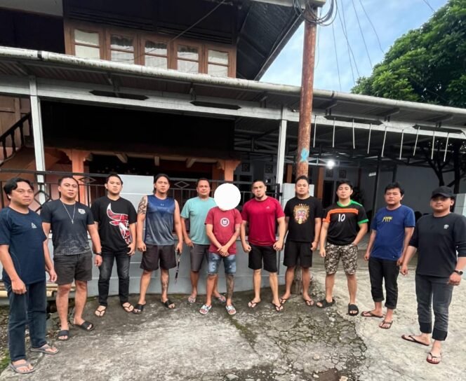 
					Pelaku Penikaman di Pasar Atas Tondano Ditangkap Resmob Polres Minahasa