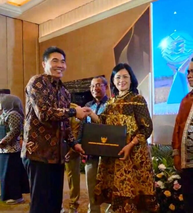 
					TPID Minahasa Raih Penghargaan Nasional, Wujud Stabilitas Harga dan Komitmen Daerah