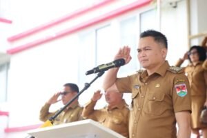 Awali 2026, Bupati Ronald Kandoli Pimpin Apel Perdana ASN Mitra