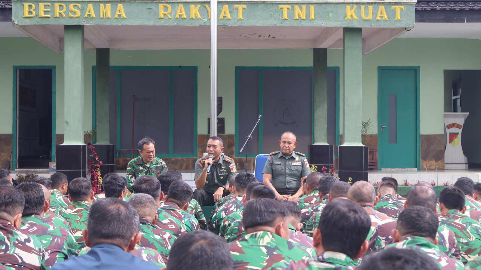 Pimpin Jam Komandan, Dandim 1302/Minahasa Ingatkan Soliditas dan Loyalitas Personel