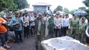 Usai Rapat Forkopimda, Gubernur Sulut Langsung Terbang ke Lokasi Banjir Bandang Siau