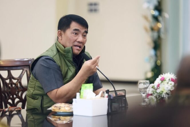 
					Sulut Siaga, Gubernur Yulius Pimpin Langsung Penanganan Bencana Siau